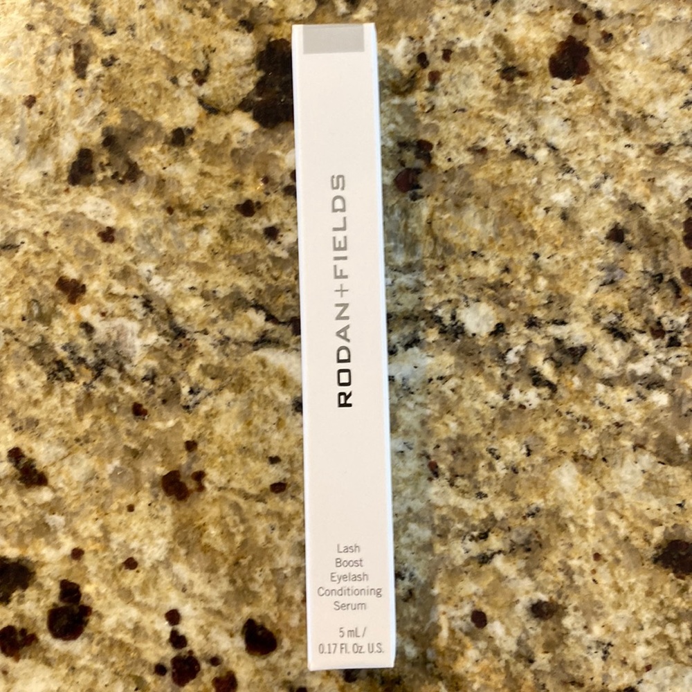Rodan & Fields Lash Boost
